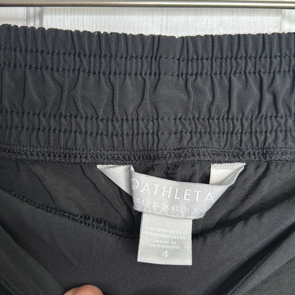 Athleta Black Textured Brooklyn Jogger Stretch Tapered Leg 566689 W1081 Sz 4 - Picture 7 of 10